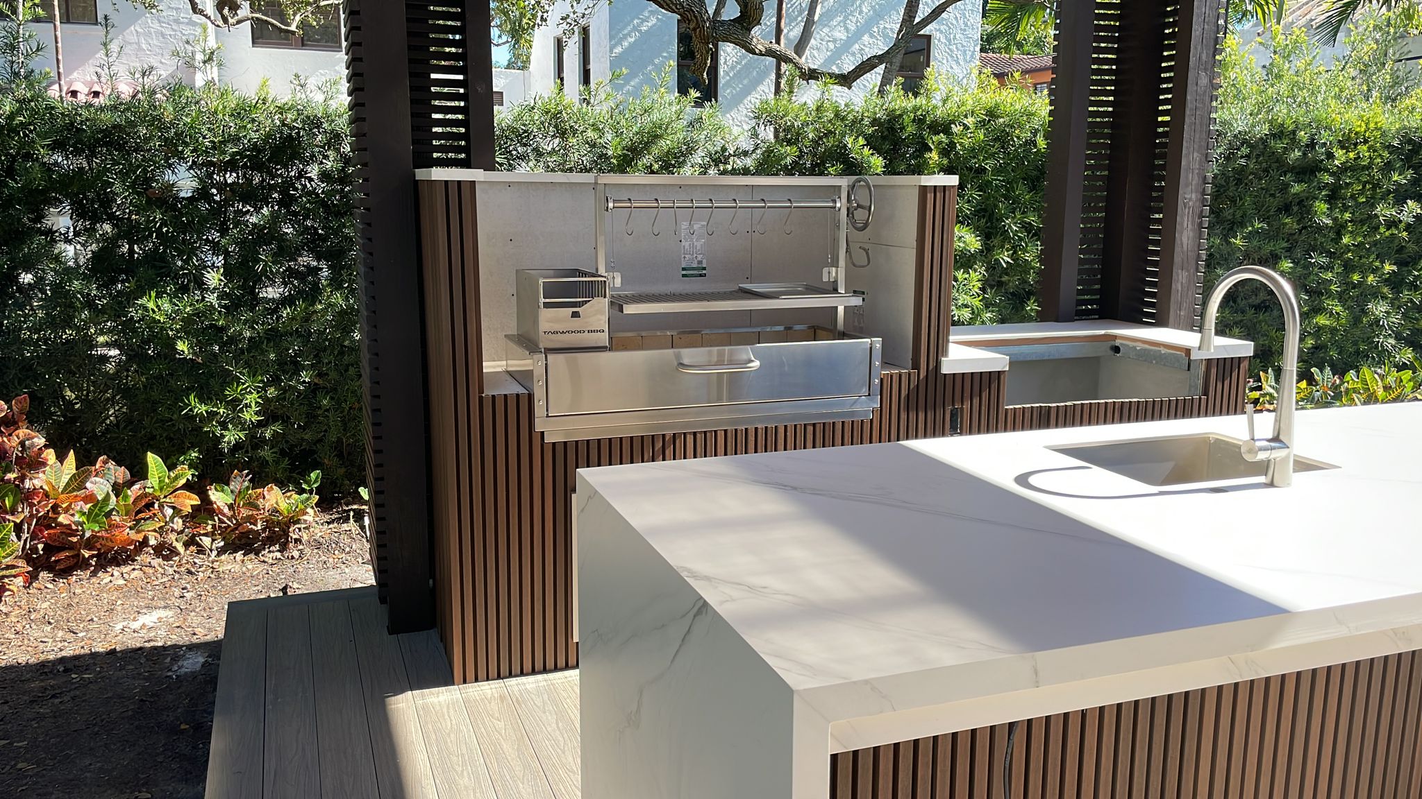 Tagwood BBQ05SS Built-In Santa Maria Argentine Grill