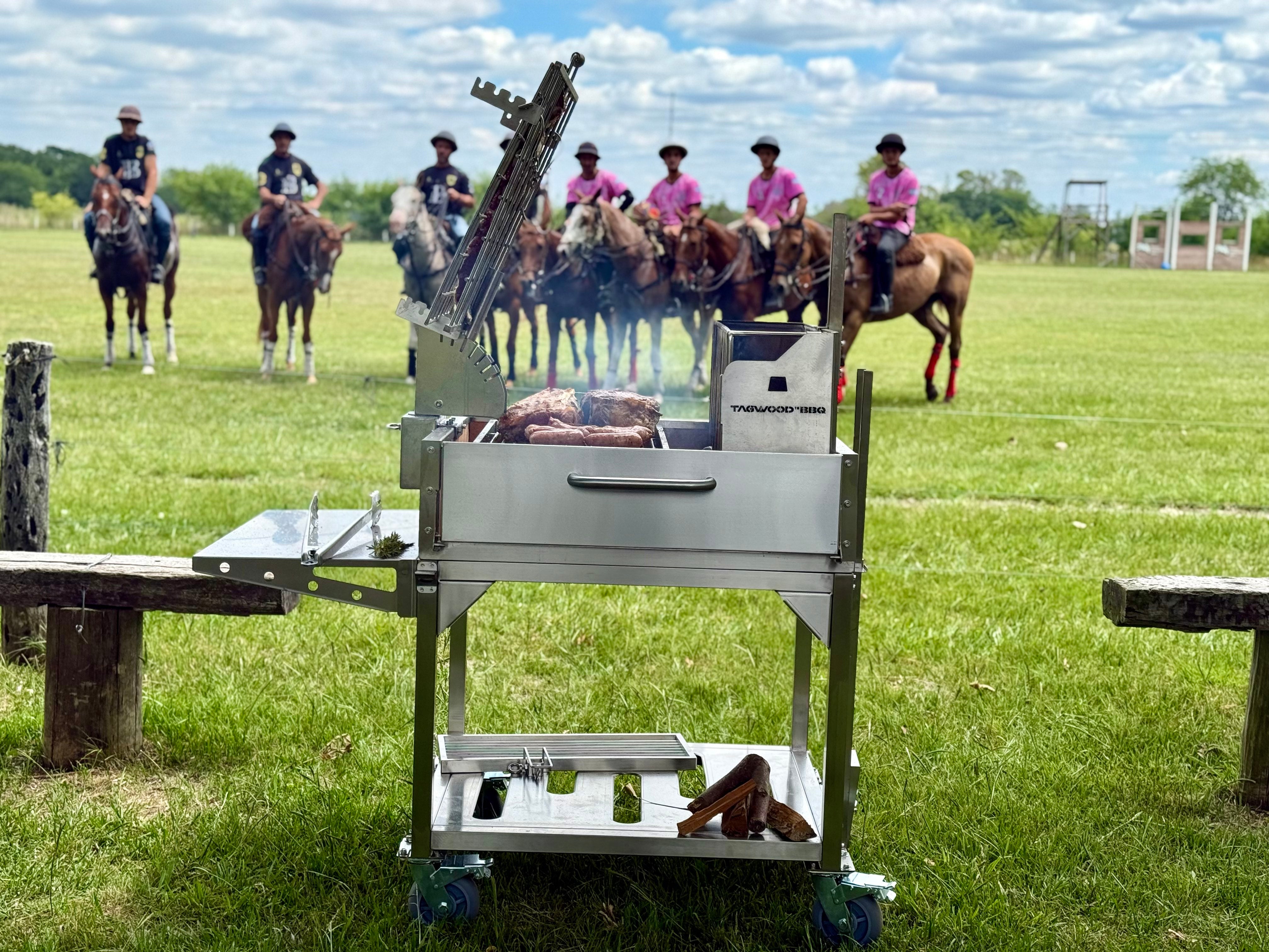 Tagwood BBQ33SS Argentine Clamp Grill with Firebox – 304 Stainless Steel