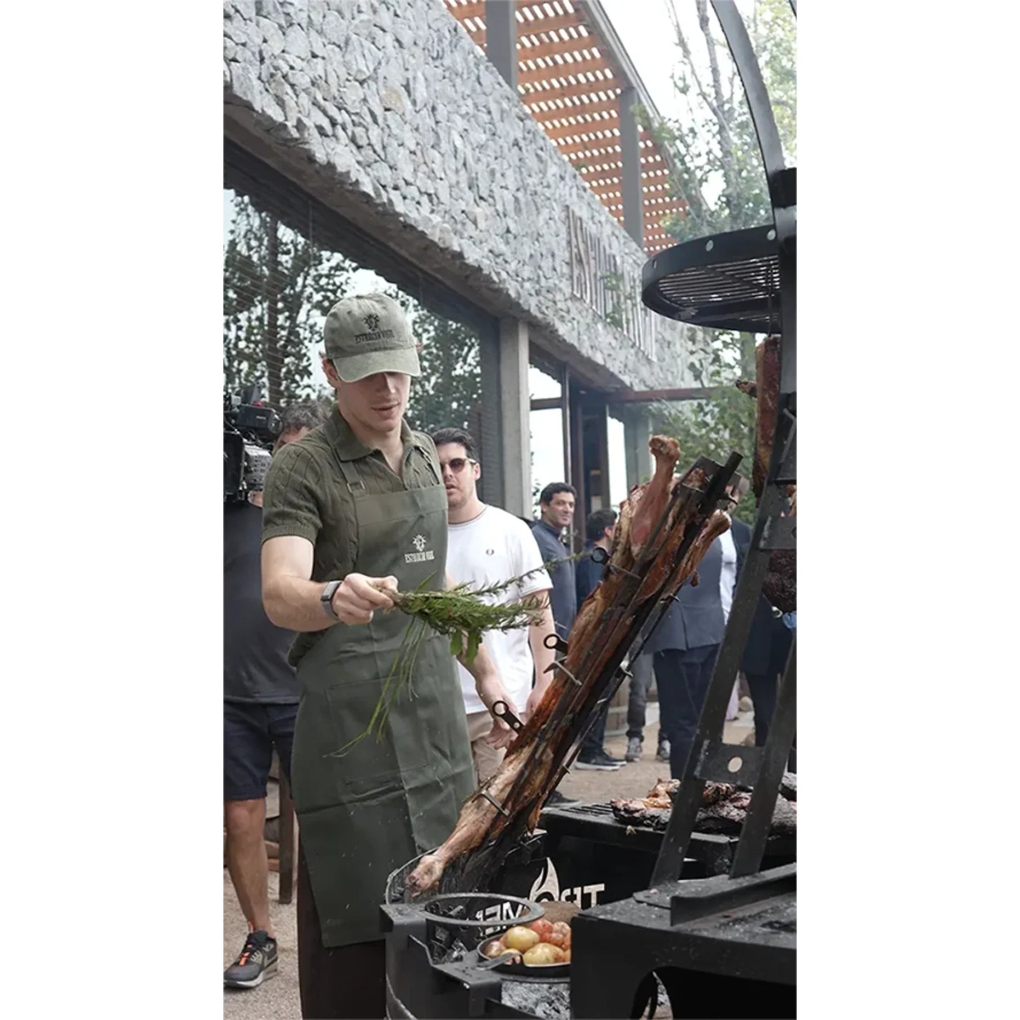 Tromen Hummer Firepit Open Fire Argentine Mega Grill with Oven