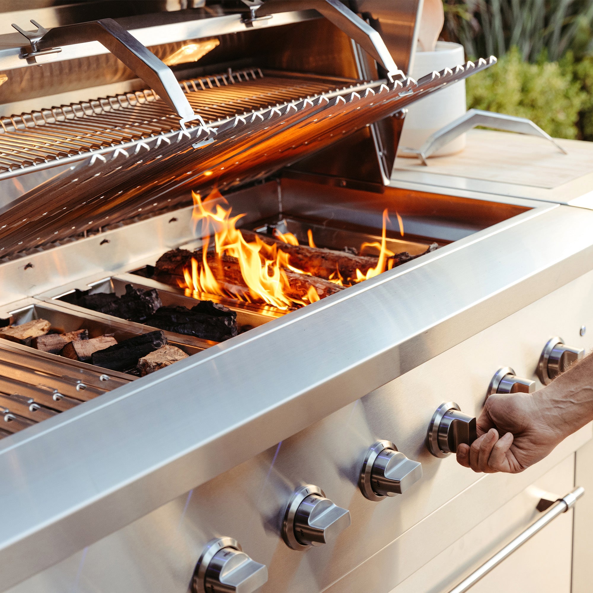 American Made Grills Encore 54-Inch Built-In / Freestanding Hybrid Gas / Charcoal / Wood Grill
