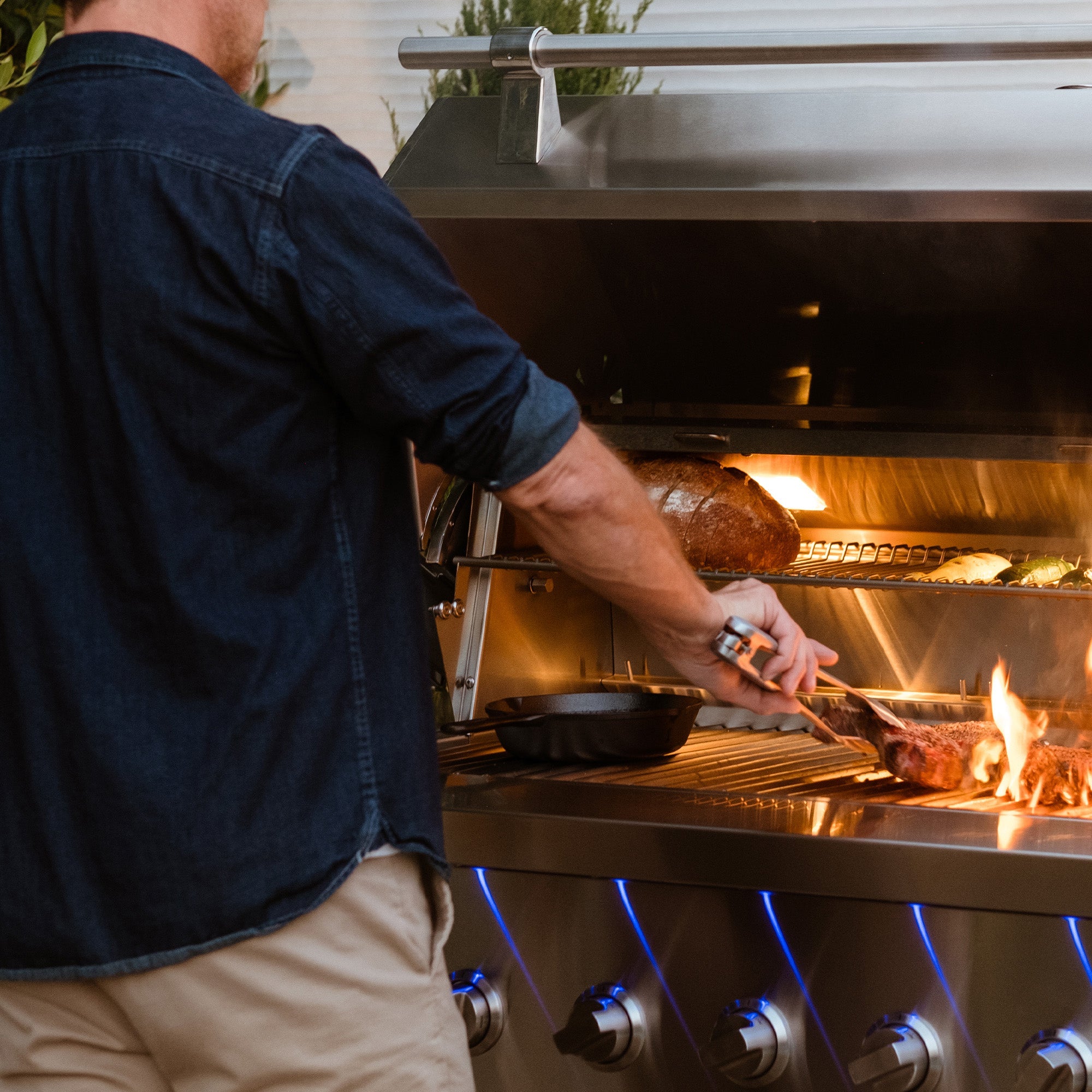 American Made Grills Encore 36-Inch Built-In / Freestanding Hybrid Gas / Charcoal / Wood Grill
