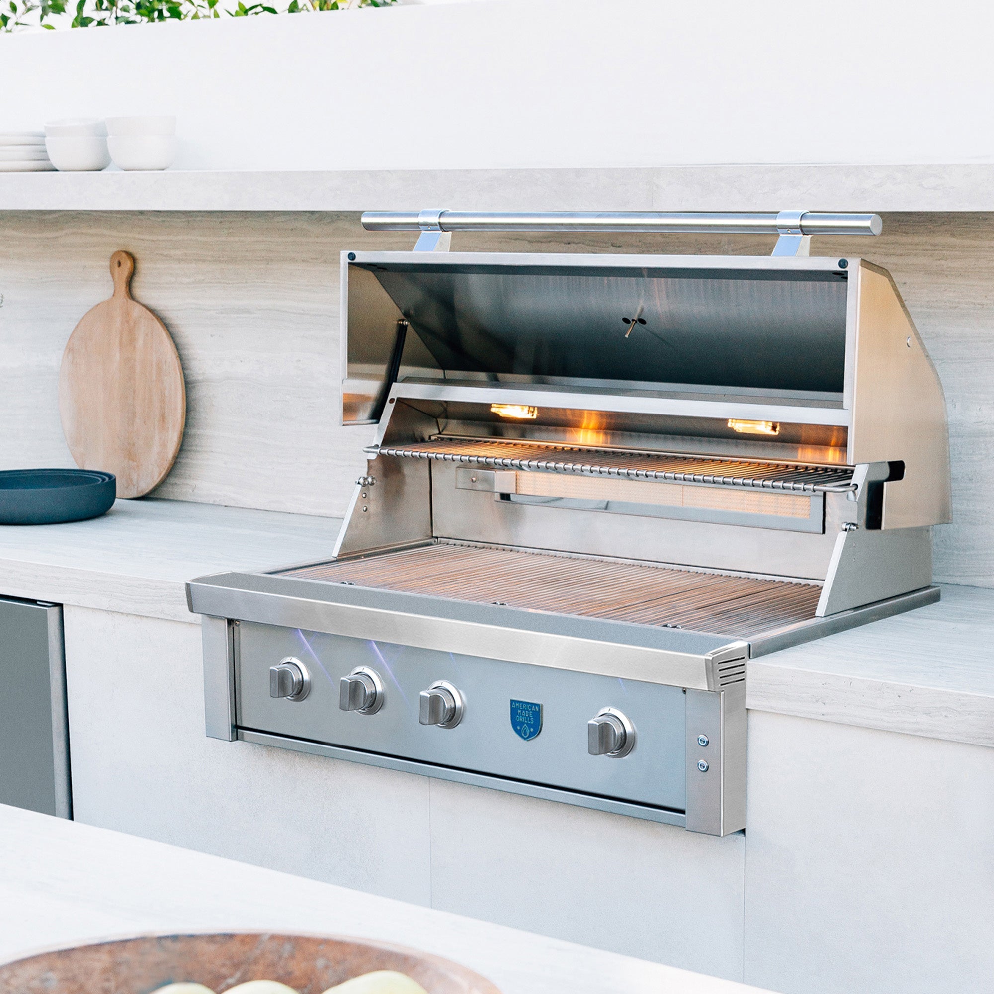 American Made Grills Estate Freedom 36-Inch Built-In / Freestanding Gas Grill